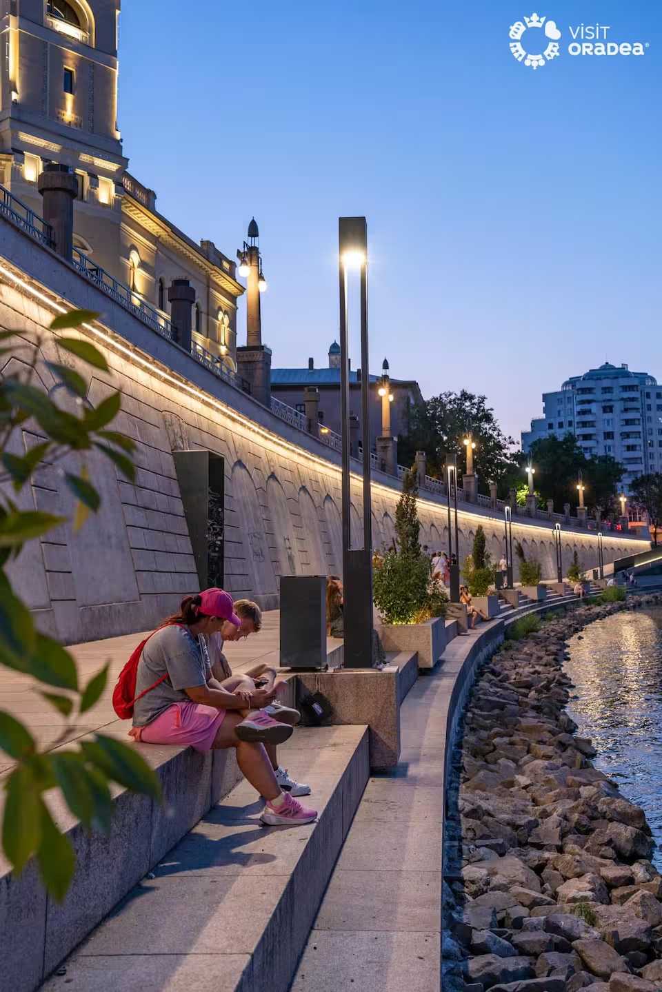 O cameră cu vedere la apă — apartament în Oradea