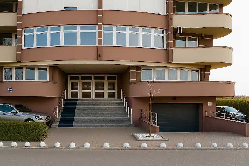 Apartament cu fereastră — apartament în Oradea
